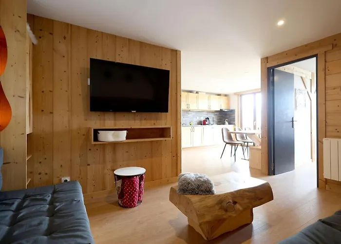 Le Hibou - Grand Appartement, Vue Montagne Διαμέρισμα *
